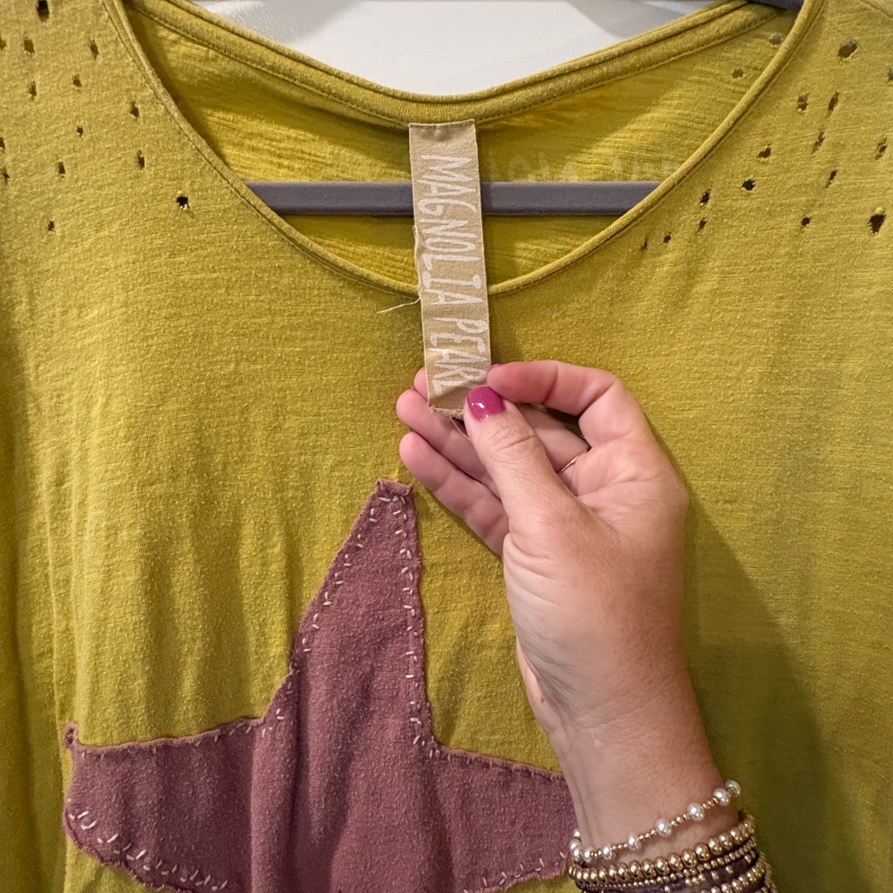Magnolia Pearl Molly Tee Star Patch - Picture 4 of 5